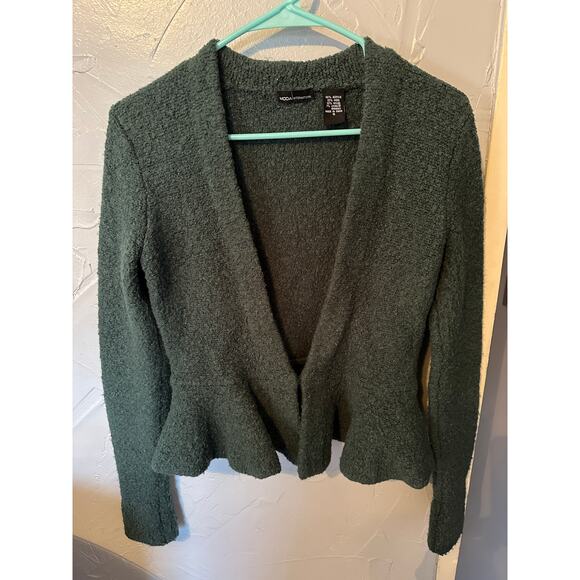 Emerald Green Moda Ruffle Sweater-Size Small - Picture 2 of 4